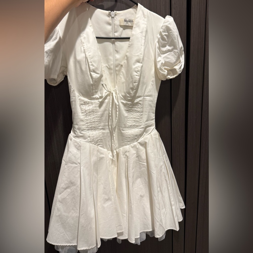 House of CB Imani White Pleated Cotton Mini Dress - Picture 3 of 8